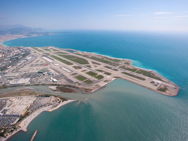 Благодаря рекордному пассажиропотоку аэропорт Ниццы будет расширен