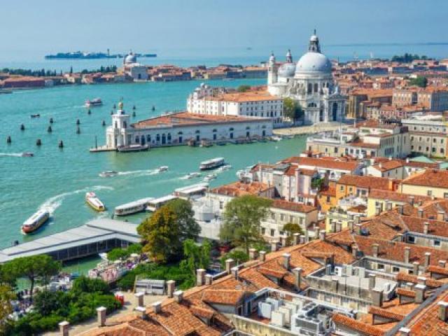 Эксперты прокомментировали новый налог для туристов в Венеции