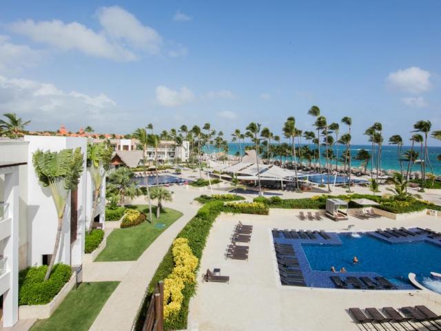 Condé Nast Traveler назвал отель Royalton Punta Cana одним из лучших отелей на Карибах