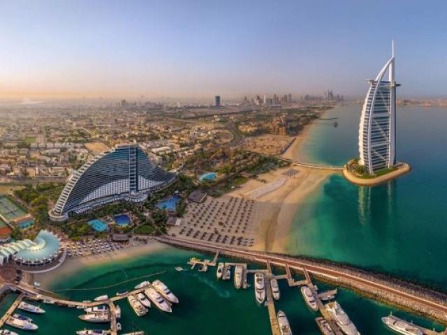 ОАЭ приостанавливает выдачу виз с 17 марта