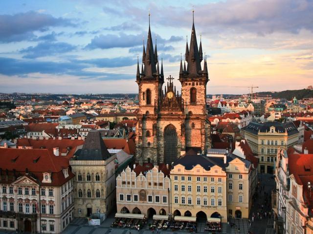В Праге изменят план строительства небоскребов, чтобы город не лишился статуса ЮНЕСКО