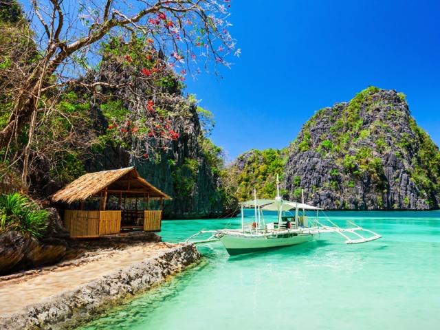Курорты Филиппин не спешат принимать туристов