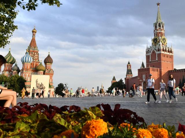 В Москву прилетели первые туристы из Китая 